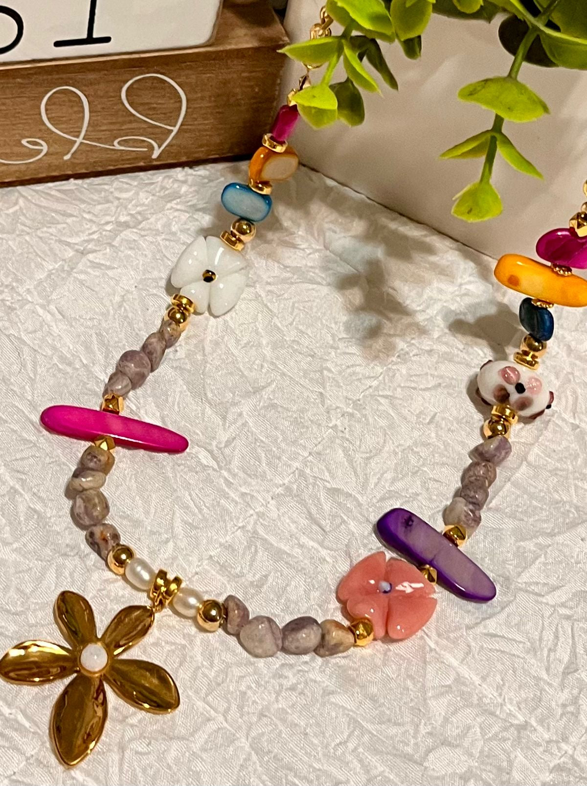 Collar hecho a mano (artesanía)