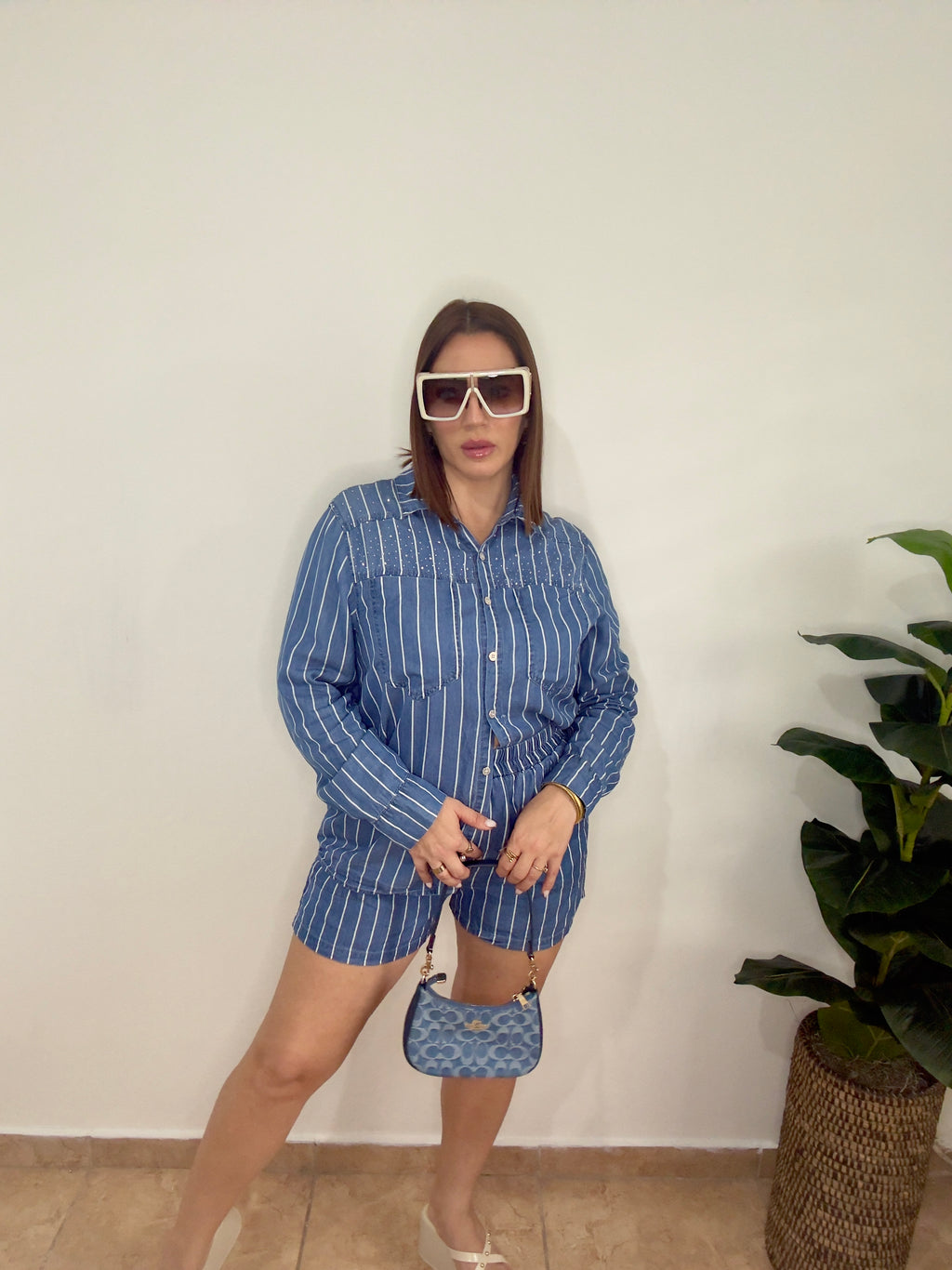 Blue & White Line Set
